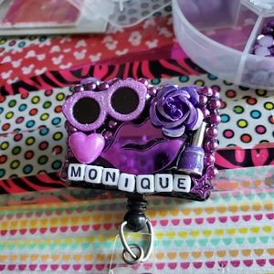 Meet your Posher, Monique